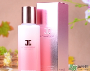 jayjun水乳套盒粉色藍(lán)色那個(gè)好？jayjun水乳粉色藍(lán)色區(qū)別