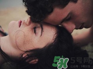 體外射精懷孕幾率大嗎？體外射精有什么危害嗎？