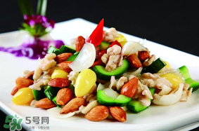 香椿和羊肉能一起吃嗎？香椿和羊肉一起吃了會怎樣？