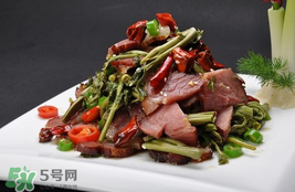 香椿和雞肉可同吃嗎？香椿和雞肉能一起吃嗎？