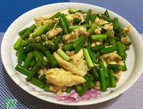 蒜苗能和雞蛋一起吃嗎？蒜苗可以炒雞蛋嗎？