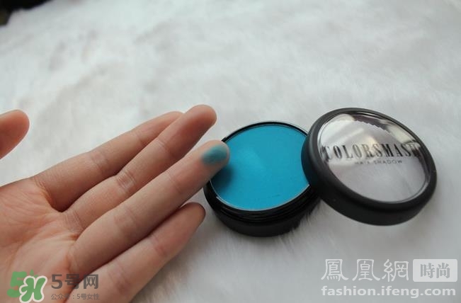 colorsmash卡樂斯麥?zhǔn)鞘裁磁谱樱靠匪果溑R時(shí)染發(fā)粉怎么樣？