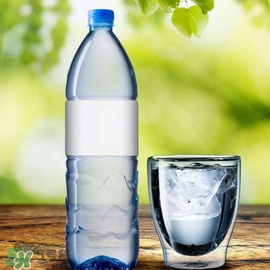 純凈水和礦泉水哪個(gè)好？純凈水和礦泉水的區(qū)別