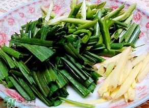 川菜中蒜苗回鍋肉怎么做？蒜苗回鍋肉的做法