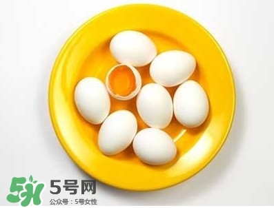 生吃雞蛋好嗎？生吃雞蛋有什么好處