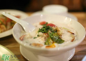 花甲能和豆腐一起吃嗎？花甲和豆腐能一起吃嗎？