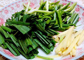 蒜苗是辛辣食物嗎？蒜苗屬于辛辣食物嗎