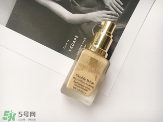 粉底液為什么會(huì)搓泥？粉底液搓泥的原因