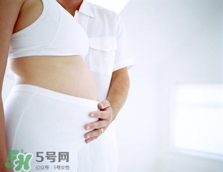 孕婦可以聞?dòng)推嵛秵?？孕婦聞了油漆味對(duì)胎兒有影響嗎？