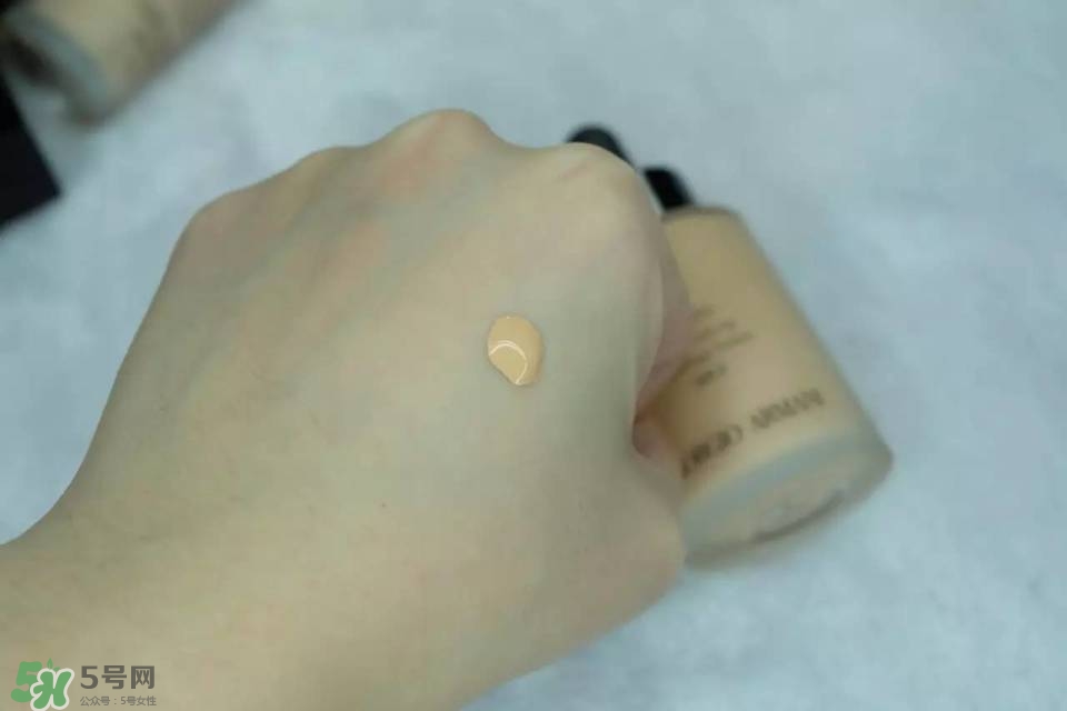混合皮用什么粉底液？混合皮膚用什么粉底液比較好？