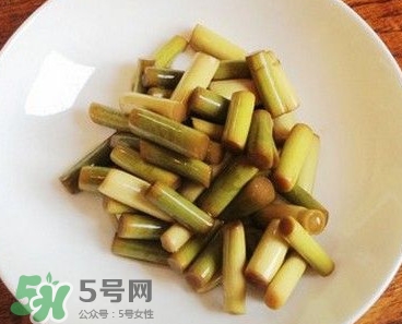 蒜苔怎么腌制好吃？蒜苔腌制方法