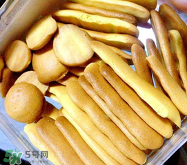 適合寶寶吃的小餅干怎么做？寶寶能吃的小餅干怎么做？