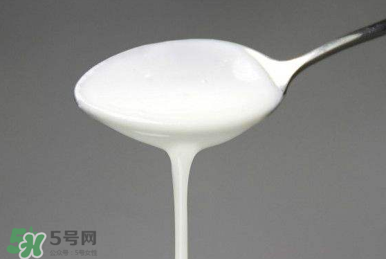 吃蝦爬子能喝酸奶嗎？蝦爬子和酸奶能一起吃嗎？