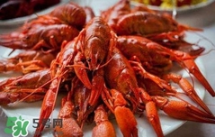 油燜大蝦怎么做好吃？正宗潛江油燜大蝦做法