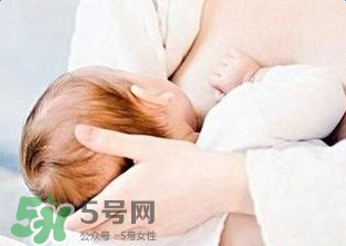 胸很大奶水卻很少怎么回事？胸大卻沒有奶水該怎么辦？