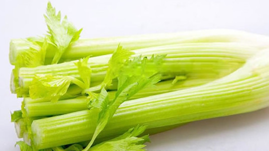 西芹是芹菜嗎？西芹和芹菜的區(qū)別
