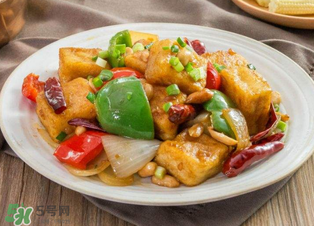 洋蔥和豆腐能一起吃嗎？洋蔥和豆腐可以一起吃嗎？