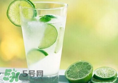 檸檬水什么時(shí)候喝最好？檸檬水什么時(shí)間喝最好