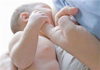 正常母乳是什么顏色？什么顏色的母乳營養(yǎng)高？