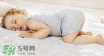 孩子發(fā)燒到39度該怎么辦？ 孩子39度能用物理降溫嗎？