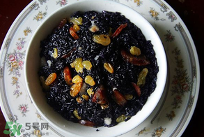 烏飯用什么葉子煮？烏飯用什么葉子圖片？