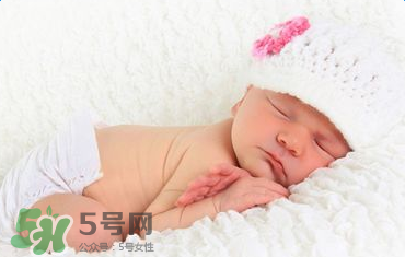 寶寶護(hù)臀膏用到多大？寶寶護(hù)臀膏多大開始用？