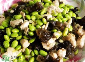 青豆和木耳能一起吃嗎？青豆和木耳能一起炒嗎？