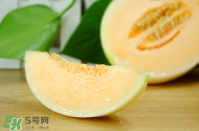 香瓜和菠蘿能一起吃嗎？香瓜和菠蘿可以吃嗎？