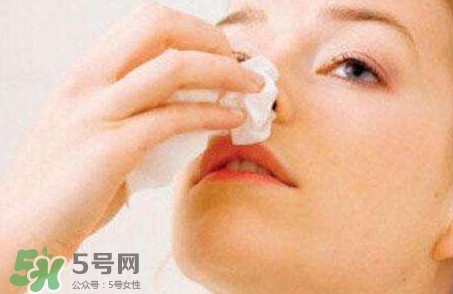 鹽水洗鼻能治好鼻炎嗎？鹽水洗鼻的正確方法