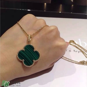 梵克雅寶項(xiàng)鏈?zhǔn)鞘裁床馁|(zhì)？vca項(xiàng)鏈?zhǔn)屈S金的嗎