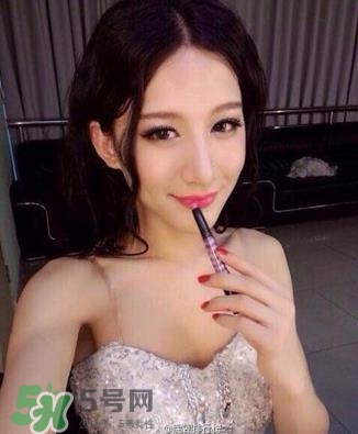 經典《梁?！穼⒎?祝英臺居然是個男的！
