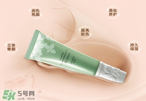 用cc霜還用bb霜嗎？用cc霜之前需要用bb嗎？