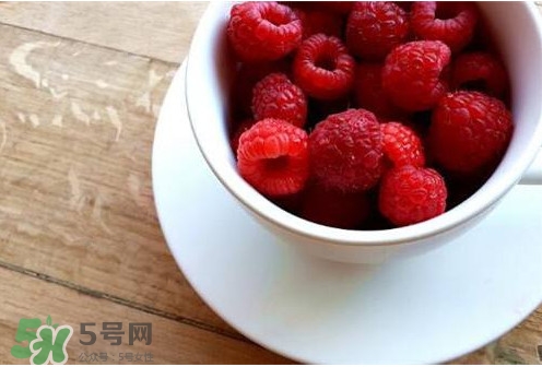 覆盆子是野草莓嗎？覆盆子是桑椹嗎？