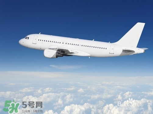孕婦可以坐飛機嗎？孕婦坐飛機對胎兒有影響嗎？