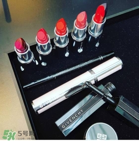 紀(jì)梵希雙色唇膏口紅哪個顏色好看？紀(jì)梵希雙色唇膏色號推薦