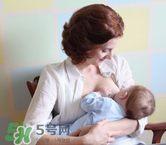 生孩子后為什么遲遲不來例假？生完孩子后多久來大姨媽？