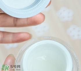 dr.wu達(dá)爾夫玻尿酸面霜怎么樣？dr.wu玻尿酸面霜怎么用？