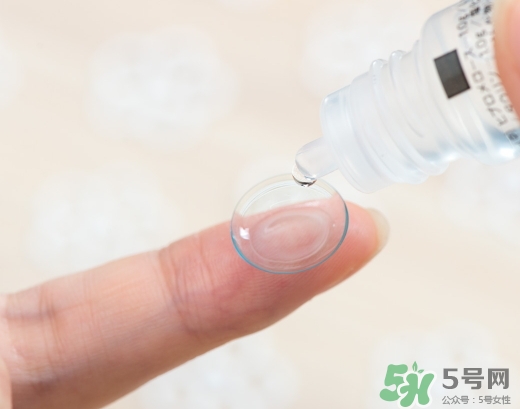 獅王隱形眼鏡輔助液怎么用？獅王隱形眼鏡輔助液使用方法