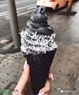 炭黑冰淇淋好吃嗎？炭黑冰淇淋哪里買？