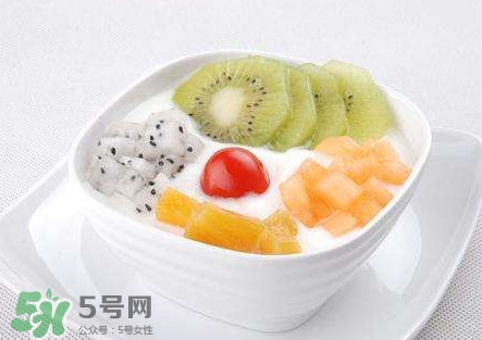蓮霧能和酸奶一起吃嗎？酸奶可以和蓮霧一起吃嗎？