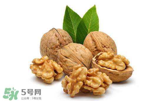 核桃仁怎么保存？核桃仁生吃好還是熟吃好？