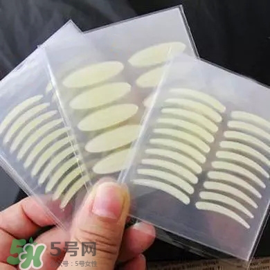 長(zhǎng)期用假睫毛雙眼皮貼對(duì)眼睛有什么傷害？