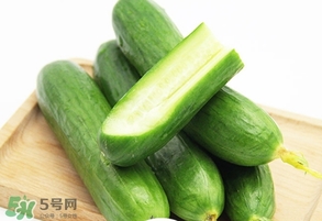 黃瓜敷臉要去皮嗎？黃瓜敷臉要削皮嗎？