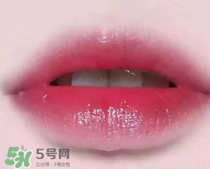 嬌蘭小黑裙唇膏口紅007多少錢？嬌蘭小黑裙007專柜價(jià)