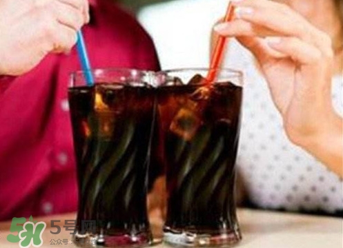有哪些飲料屬于碳酸飲料？碳酸飲料有哪些品牌