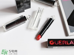 嬌蘭小黑裙007值得入嗎？嬌蘭小黑裙007唇膏口紅怎么樣？