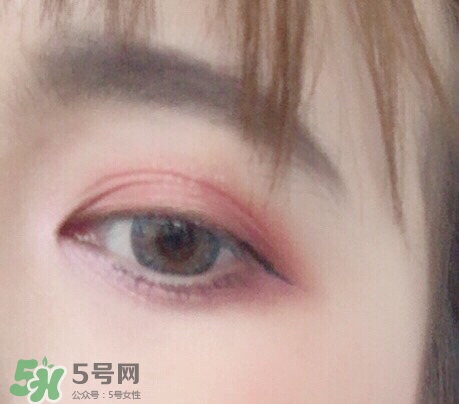 makeup revolution桃花盤(pán)怎么畫(huà)？makeup revolution桃花盤(pán)教程