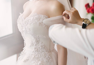 alberta ferretti阿爾伯特菲爾蒂是什么牌子_哪國的_檔次