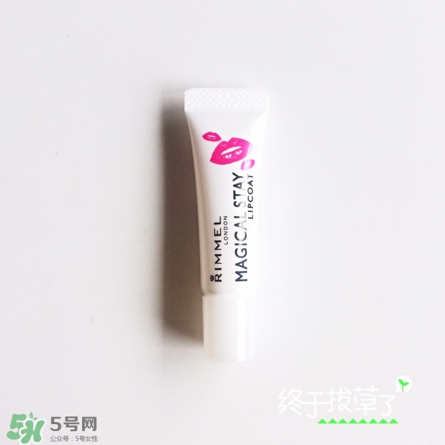 rimmel口紅雨衣英版日版哪個好？rimmel口紅雨衣英版日版區(qū)別