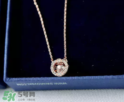 施華洛世奇跳動(dòng)的心是什么材質(zhì)？跳動(dòng)的心項(xiàng)鏈?zhǔn)倾y的嗎？